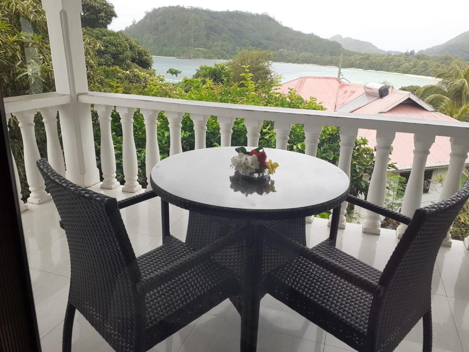 Gigi'S Self Catering Apartment ポート・グロード エクステリア 写真