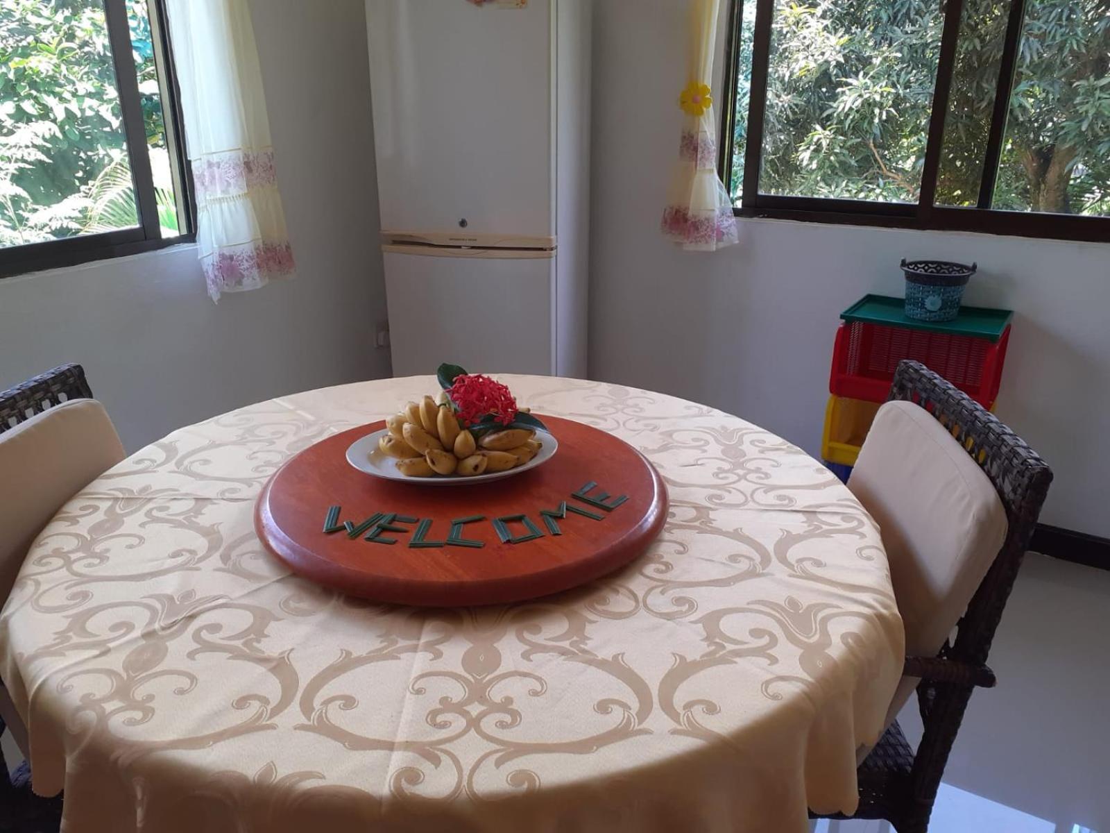 Gigi'S Self Catering Apartment ポート・グロード エクステリア 写真